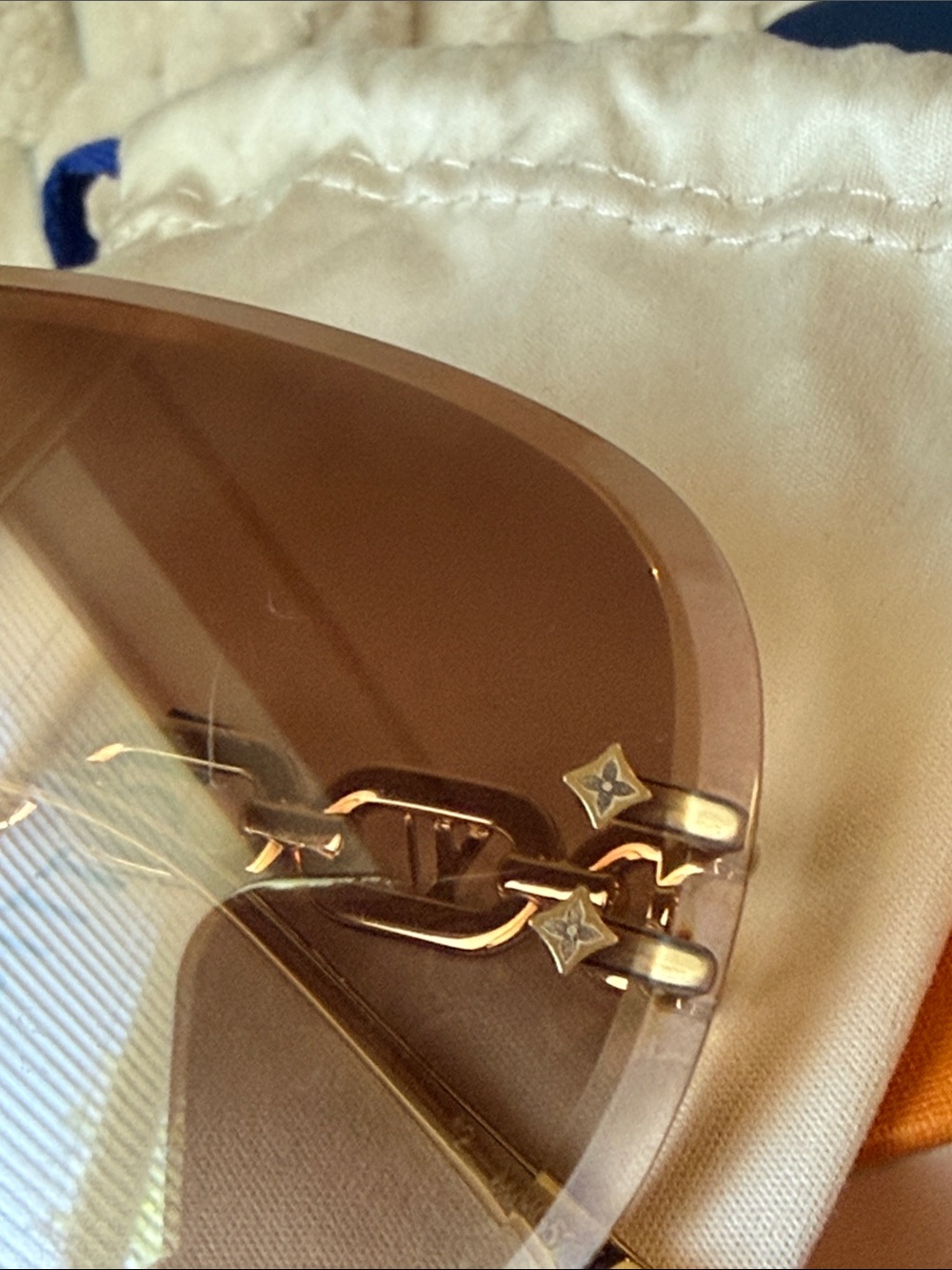 🔥Louis Vuitton 2022 LV Jewel Pilot Sunglasses Z2664U Full Inclusion 🔥 - Picture 12 of 17